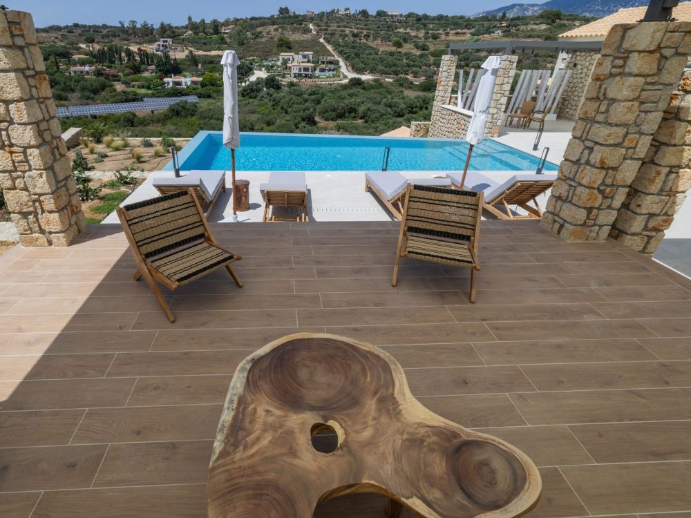Zeus Luxury Villas